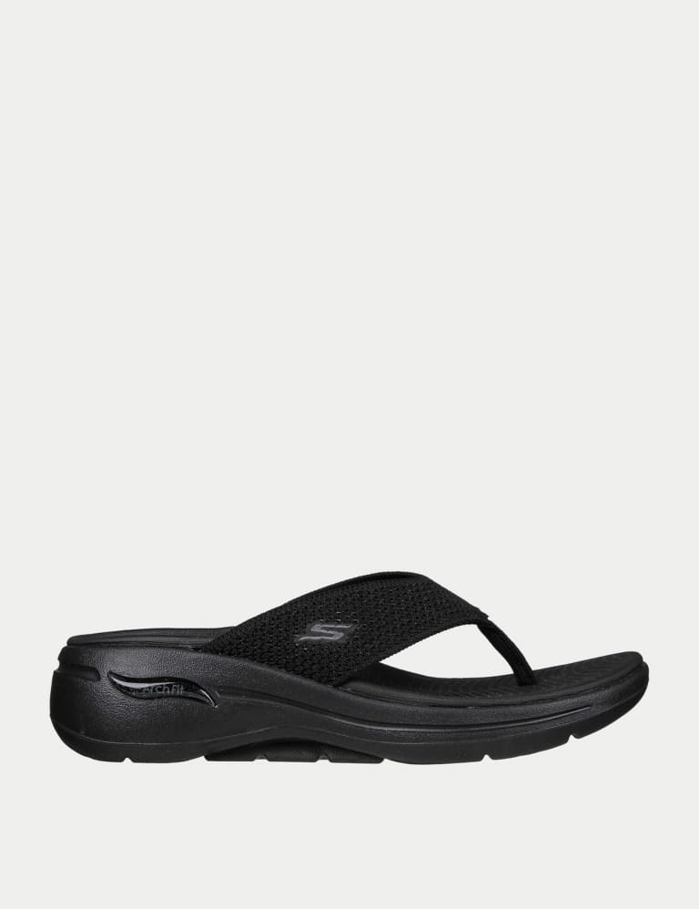 Allergi Anger En del GOwalk Arch Fit Sandal Luminous Flip Flops | Skechers | M&S