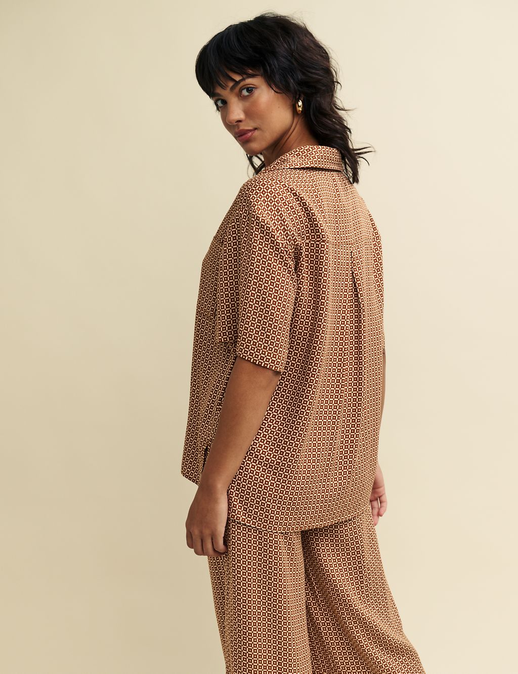 Geometric Collared Relaxed Shirt 4 of 6
