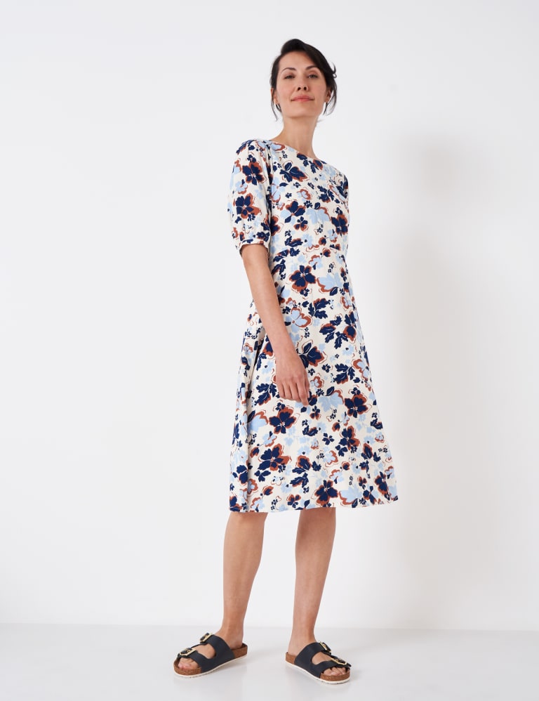 Geometric Keyhole Knee Length Shift Dress