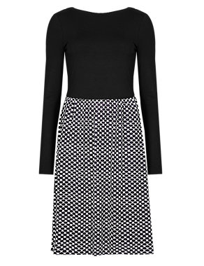 Geometric Print Skirt Dress Image 2 of 4