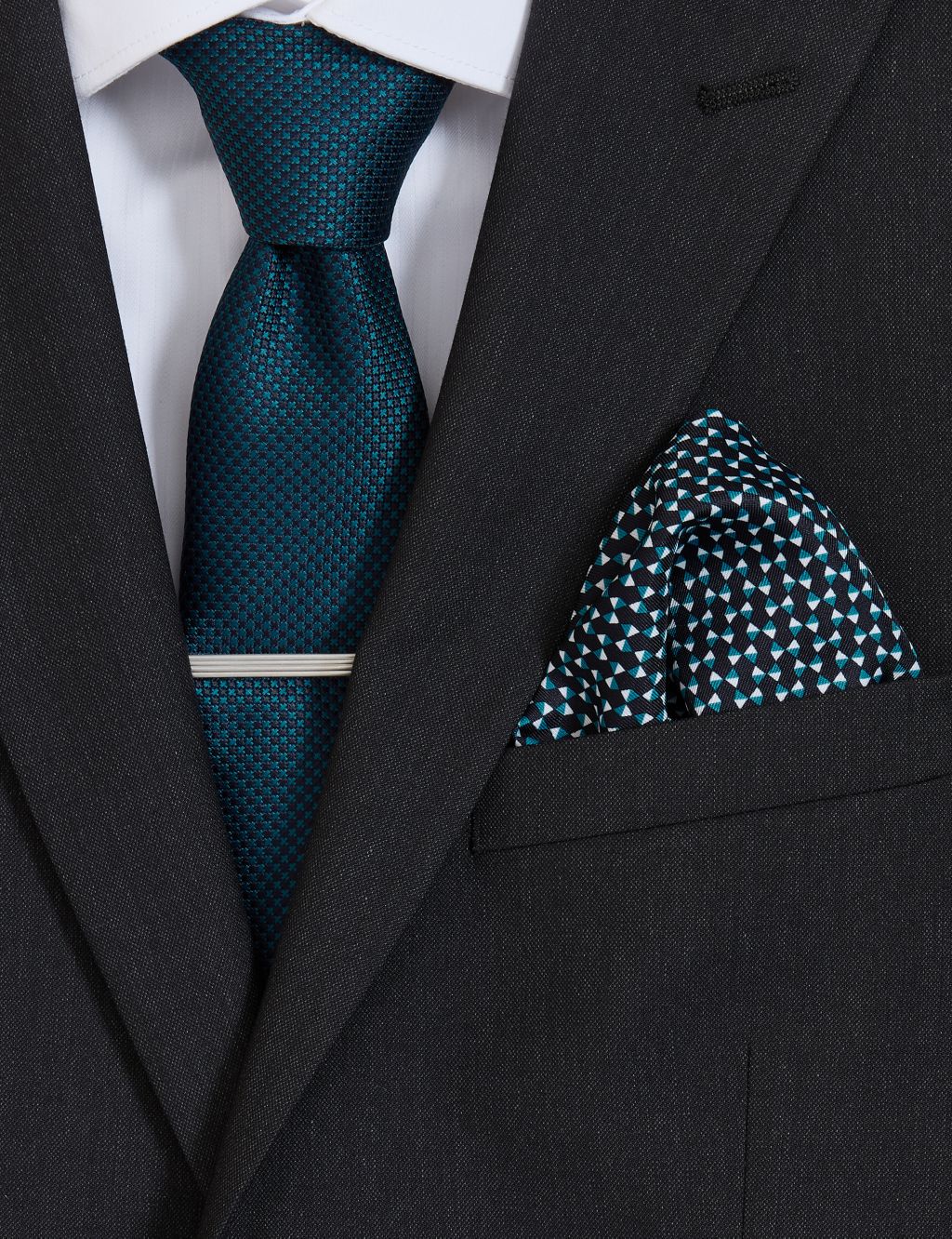 Geometric Tie, Pin and Pocket Square Set 1 of 3