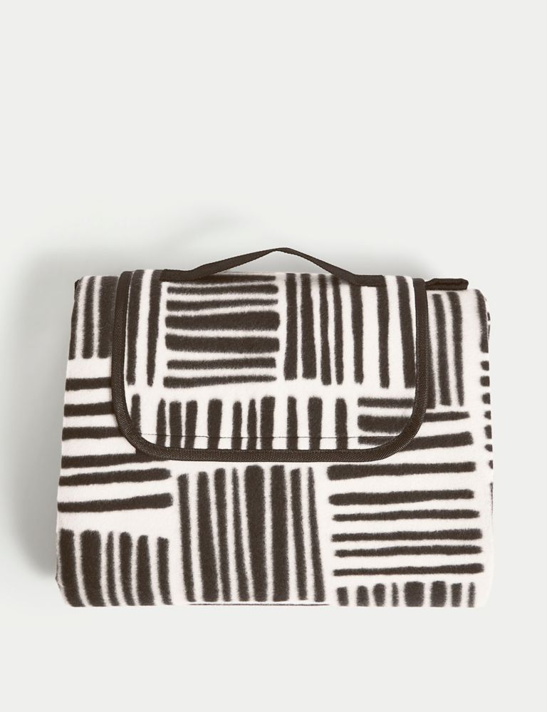 Global Artisan Foldaway Picnic Blanket 1 of 3