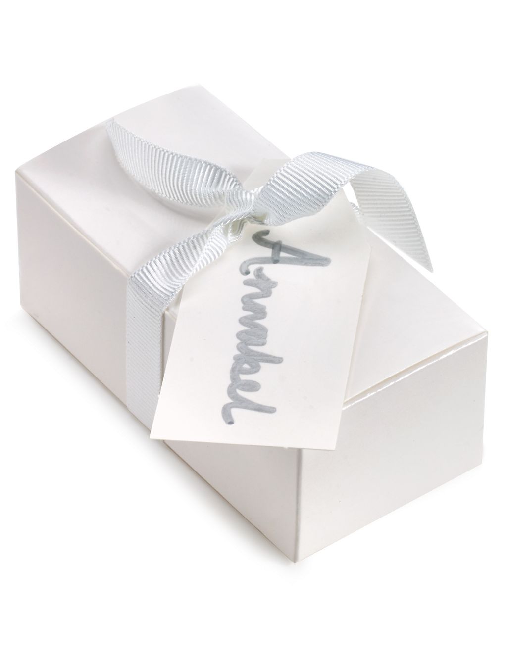 Gold Milk Chocolate Heart Wedding Favours in a White Box with White Ribbon - Pack of 25 4 of 6