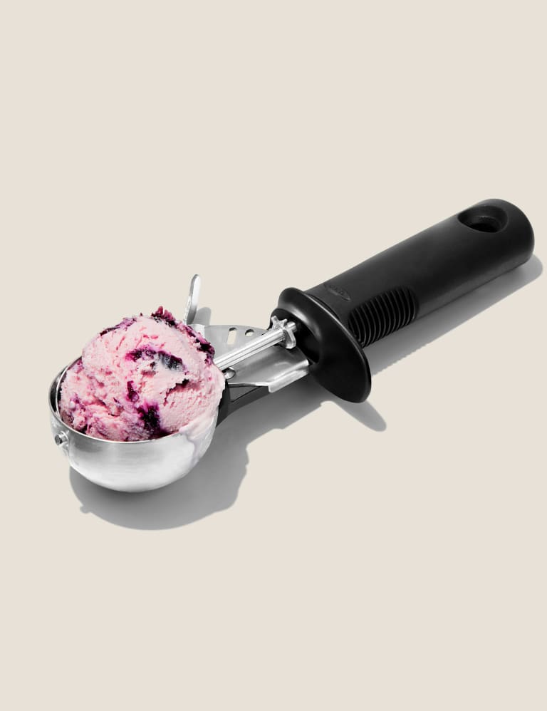 Good Grips Classic Ice Cream Scoop 5 of 6