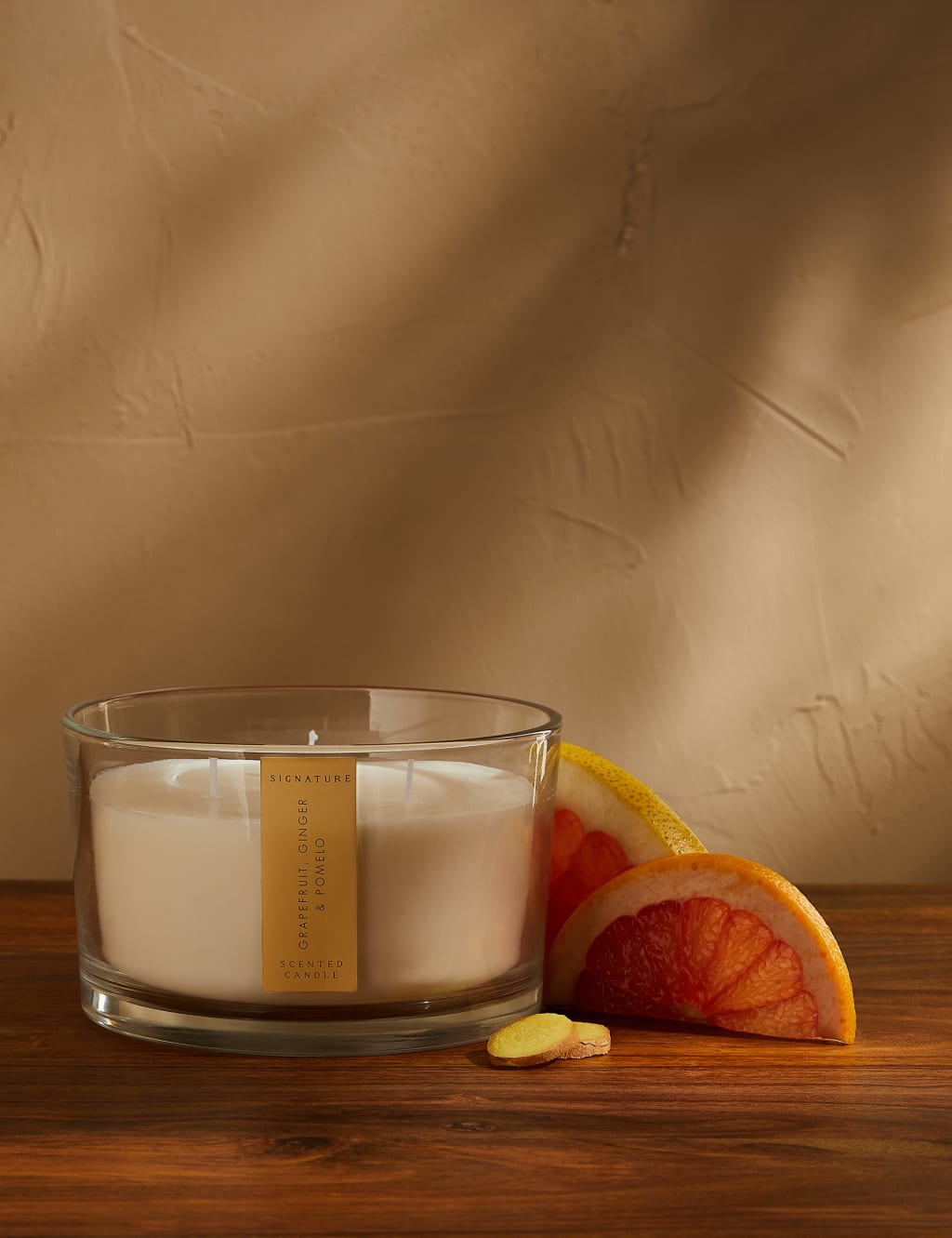 Grapefruit, Ginger & Pomelo Candle Signature M&S
