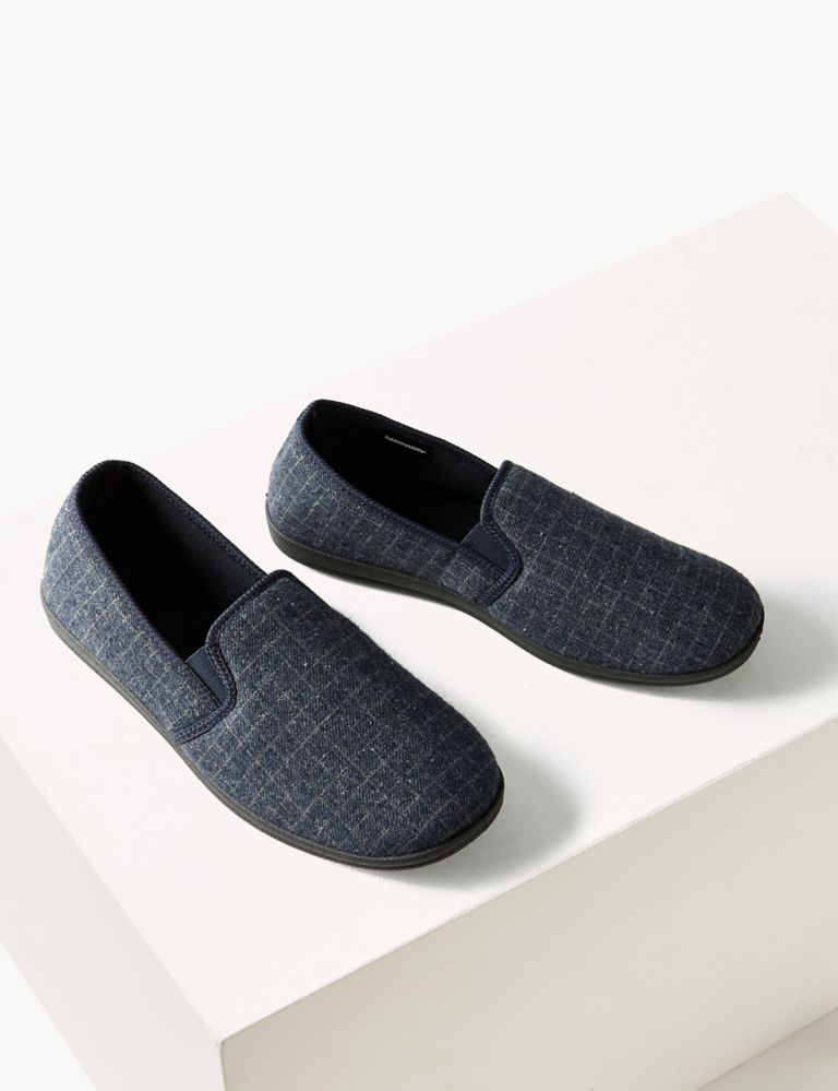 Grid Checked Slippers with Freshfeet™ 3 of 6