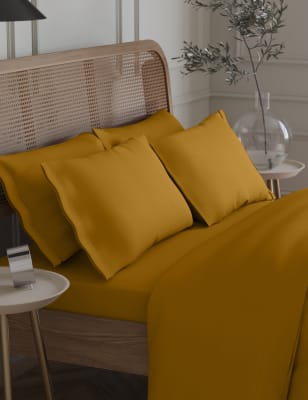 

M&S Collection 2er-Pack Kissenbezüge aus ägyptischer Baumwolle (Fadenzahl 230) - Antikgold, Antikgold
