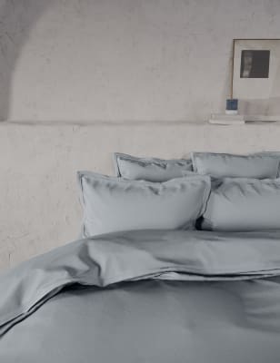 

M&S X Fired Earth 2er-Pack quadratische Kissenbezüge aus gewaschener Baumwolle - Plumbago, Plumbago