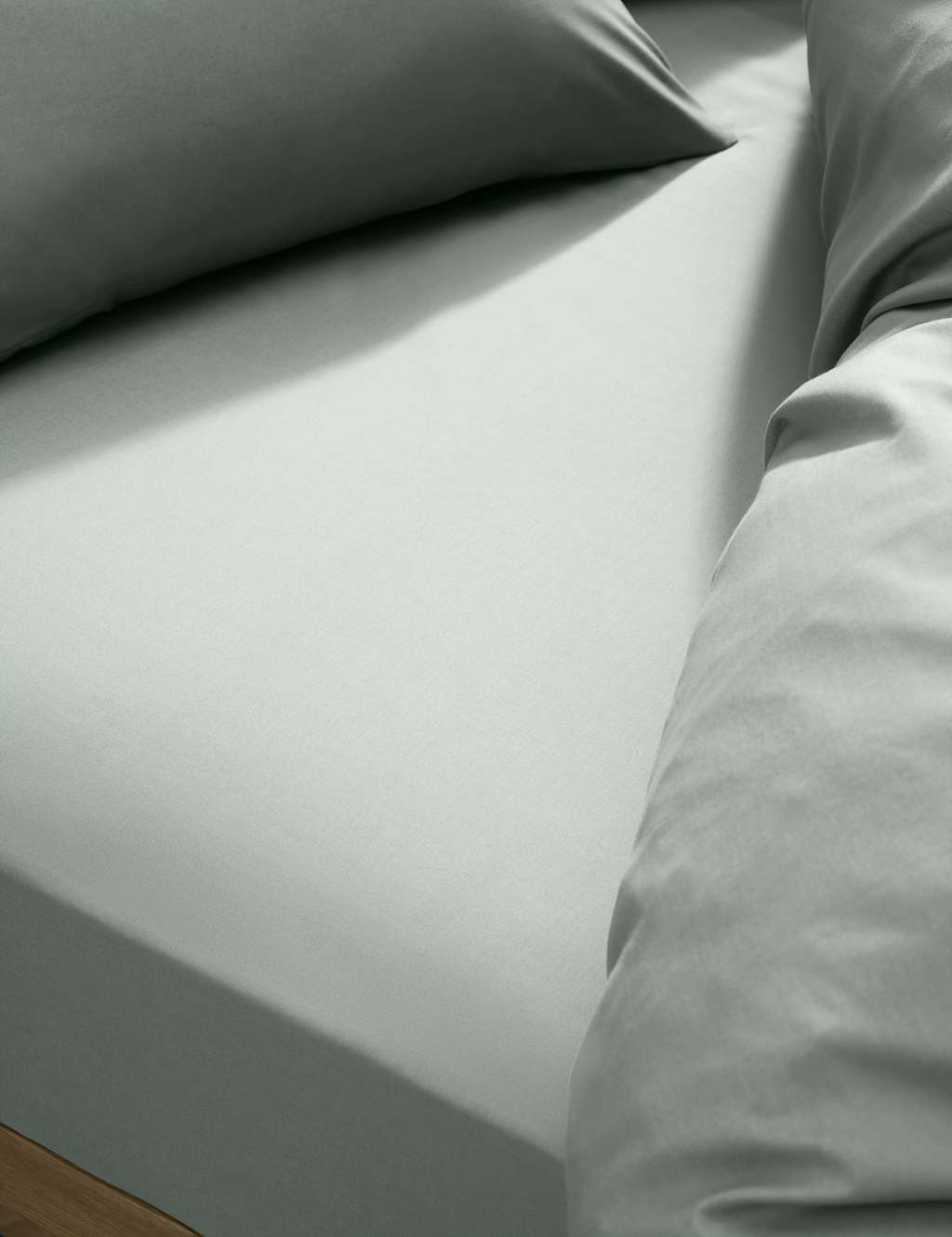Page 2 Extra Deep Fitted Sheets M&S