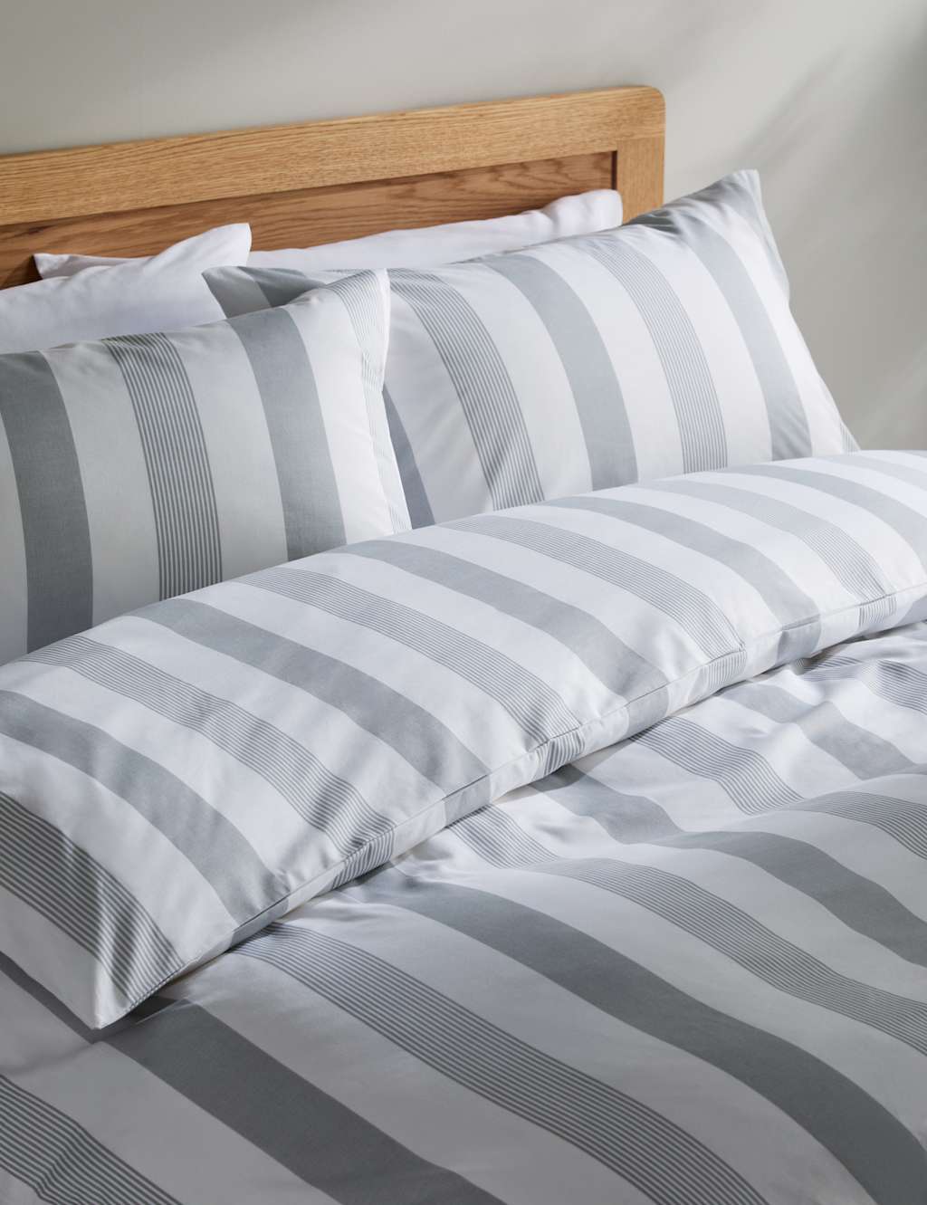 Hadley Pure Cotton Striped Bedding Set image 1