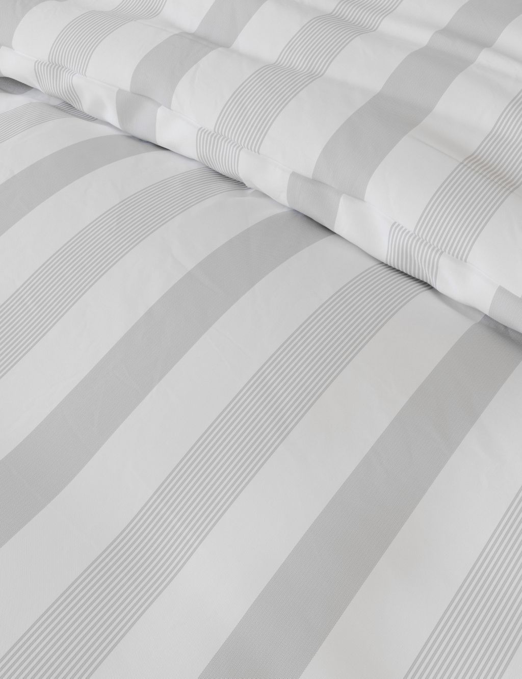 Hadley Pure Cotton Striped Bedding Set image 4
