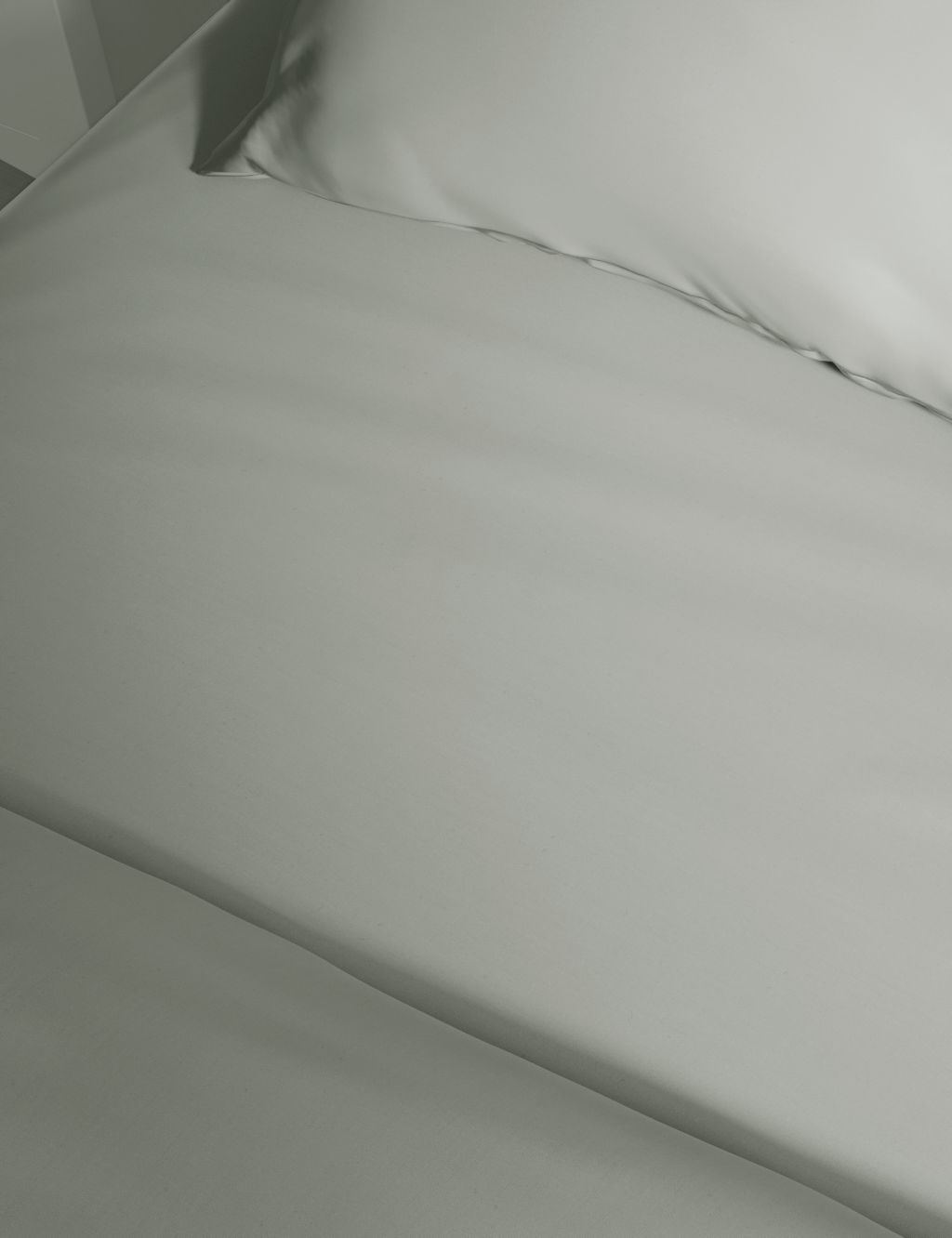 Pure Cotton 300 Thread Count Fitted Sheet image 2