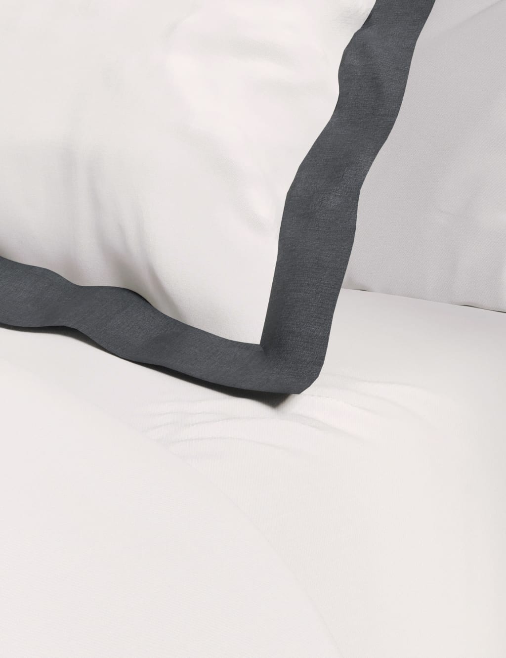 Cotton Blend Oxford Edge Bedding Set image 4