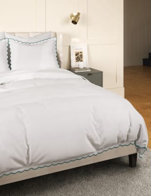 

Cotton Blend Scalloped Edge Bedding Set - Sea Green, Sea Green