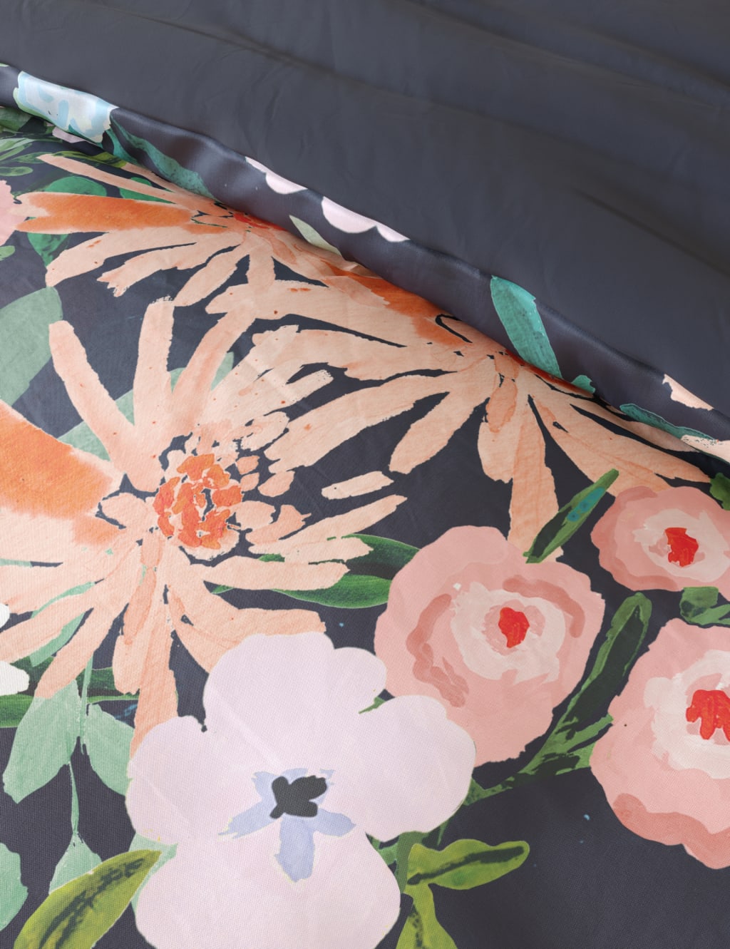 Pure Cotton Sateen Floral Bedding Set image 3