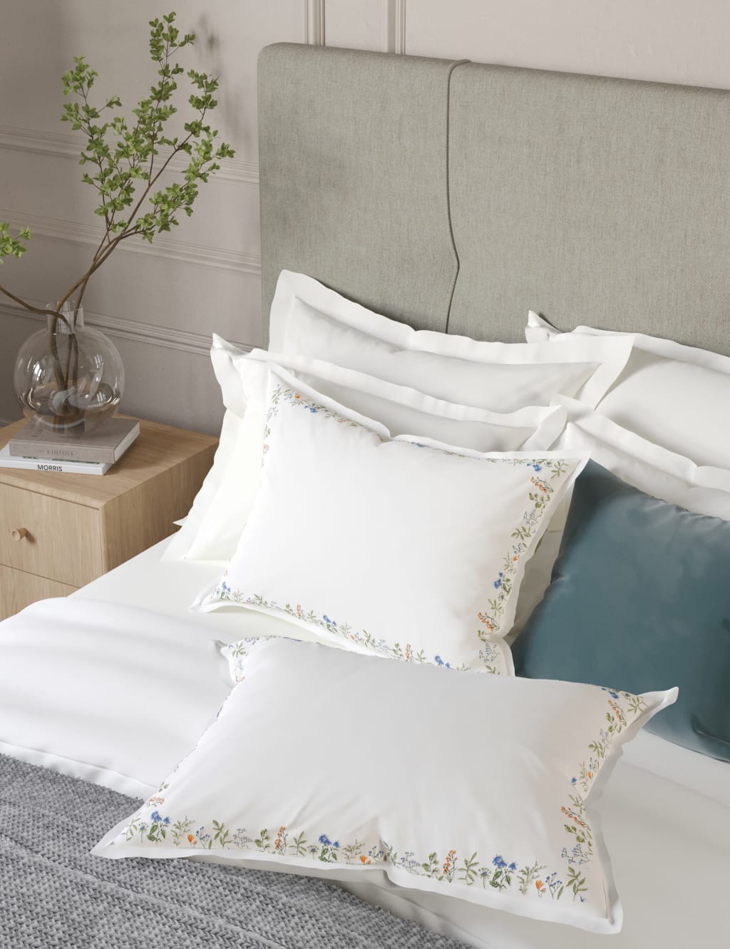 Wild Primrose Sateen Embroidered Bedding Set image 3