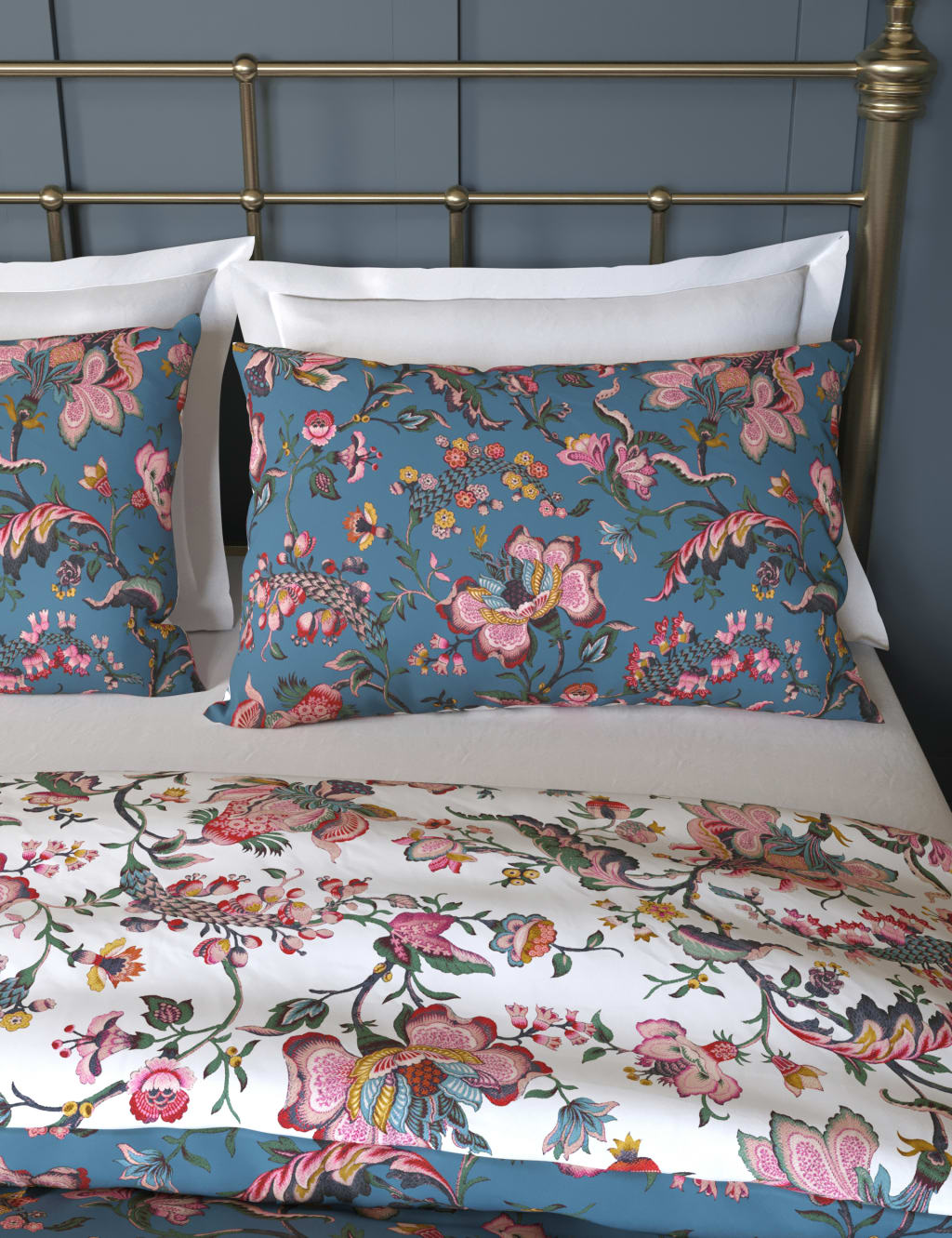Pure Cotton Decorative Floral Bedding Set image 3