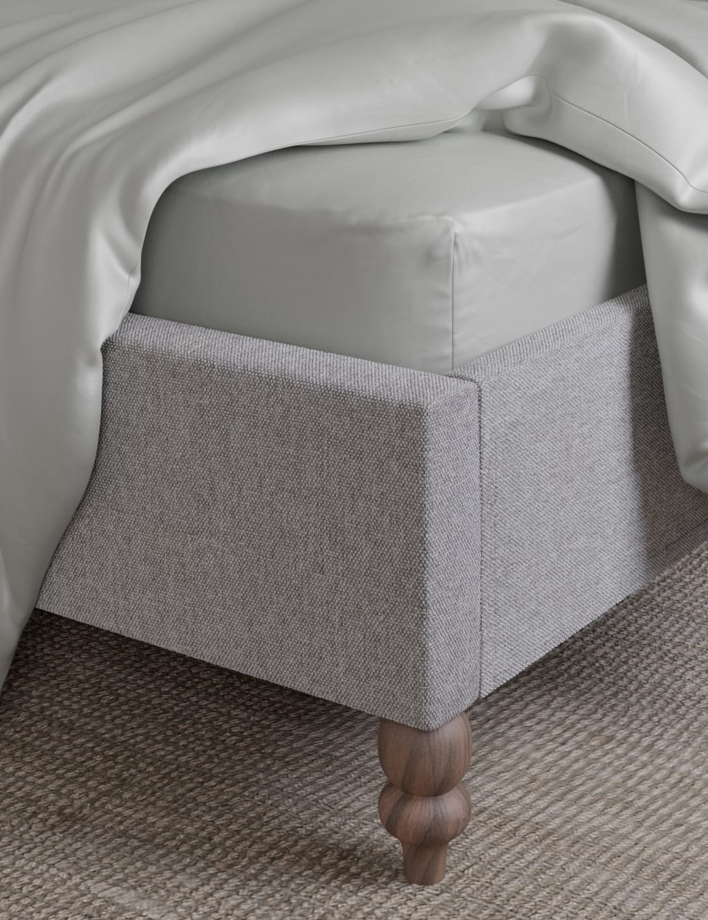 800 Thread Count Pure Cotton Deep Fitted Sheet image 1