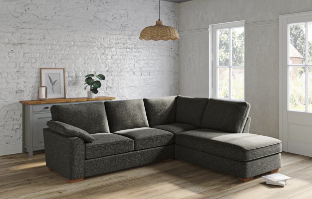 Nantucket Corner Chaise Sofa (Right-Hand)