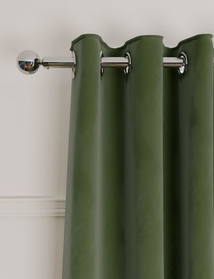 M&S Velvet Eyelet Ultra Temperature Smart Curtains - EW90 - Green, Green,Rust