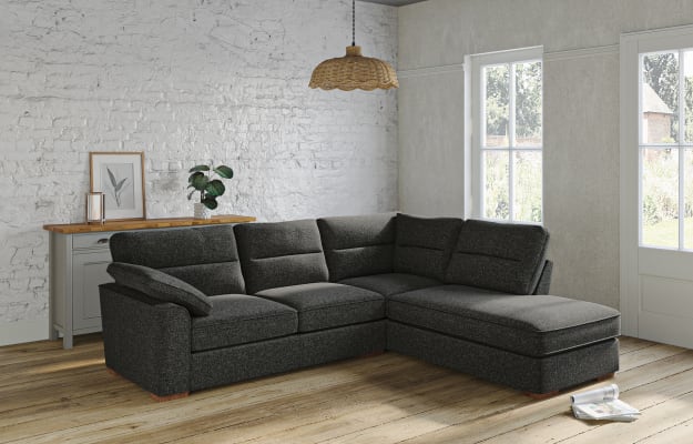 Nantucket Highback Corner Chaise Sofa (Right-Hand)