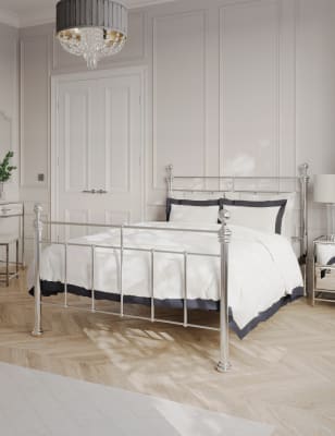 M&S Carrington Bed - 6FT - Chrome, Chrome