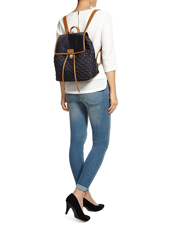 Quilted Rucksack - JE