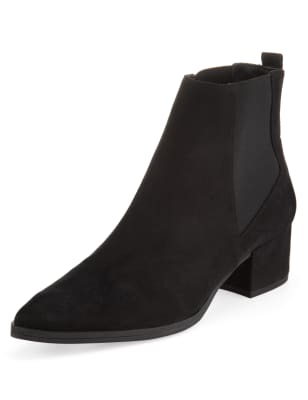 pointed toe flat chelsea boots
