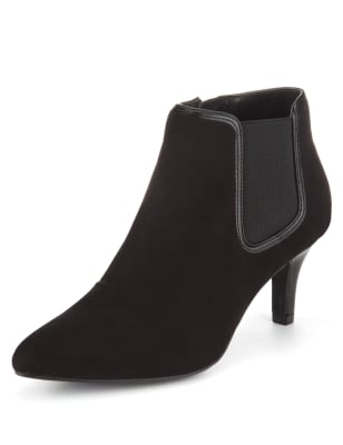 almond toe chelsea boots mens