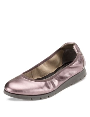 metallic ballerina pumps