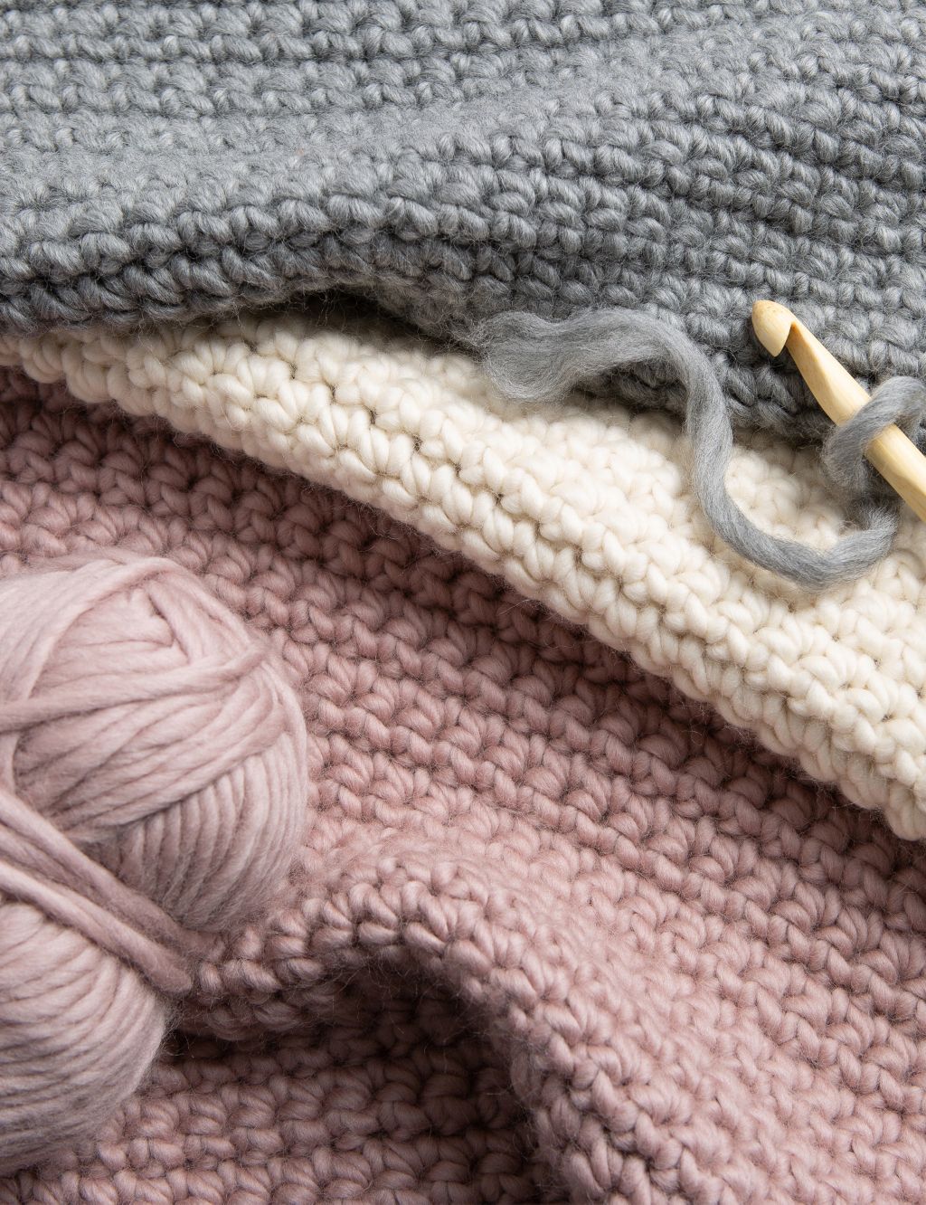 Hannah's Blanket Crochet Kit 1 of 4