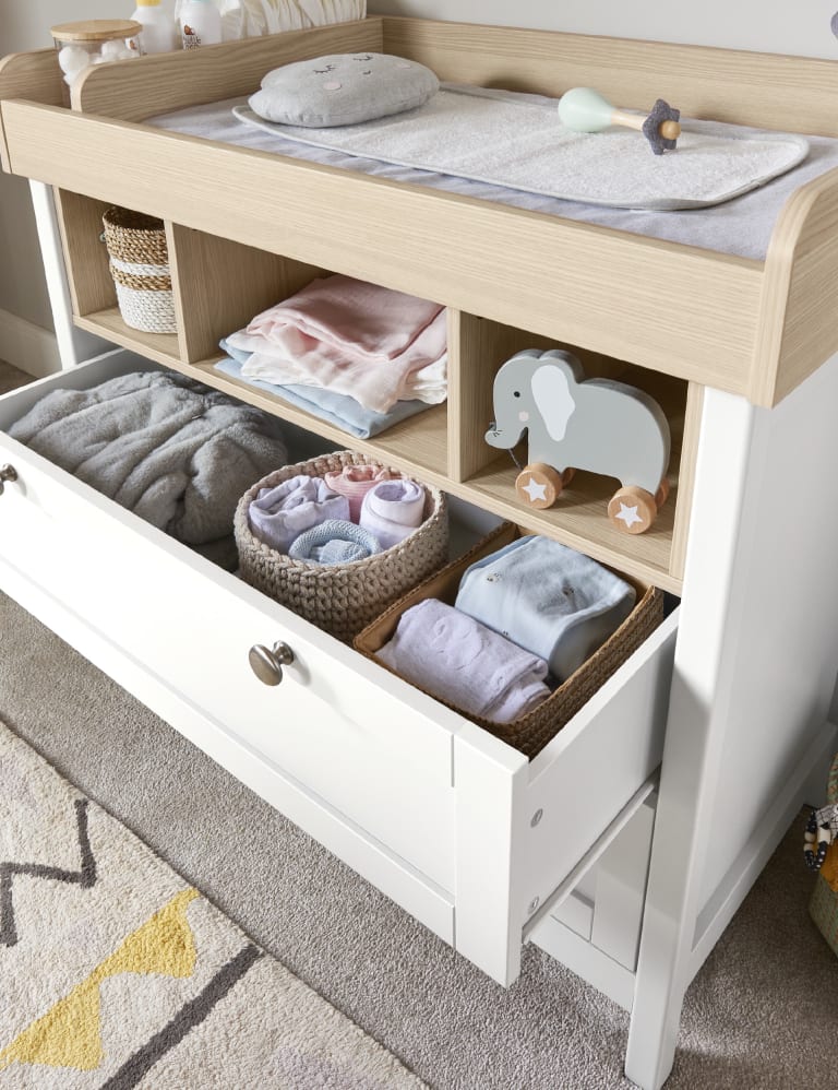 Harwell Dresser Changer