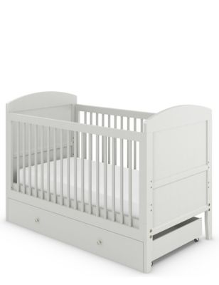 average cot bed size