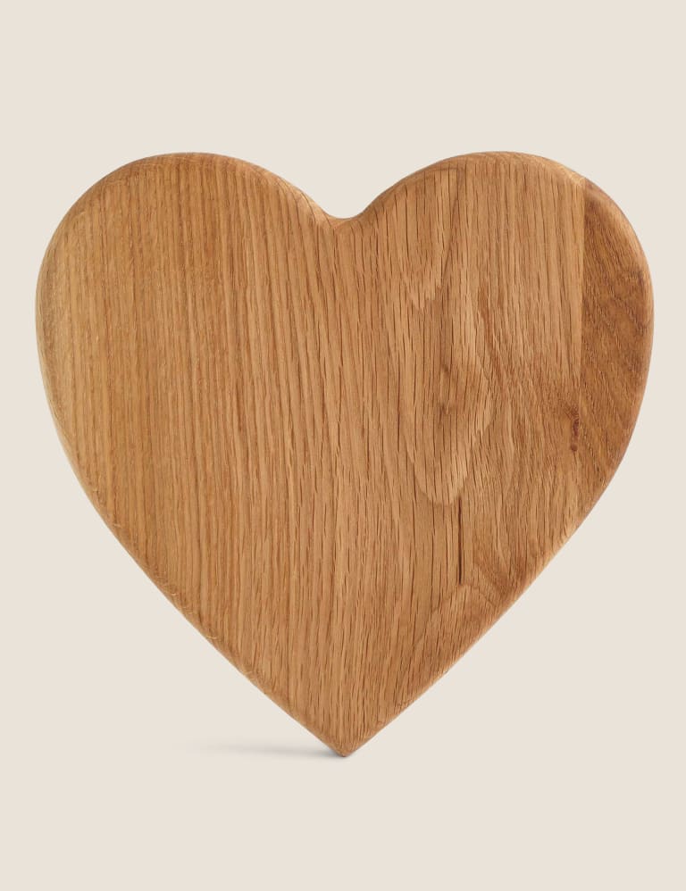 Heart Wooden Chopping Board 1 of 4