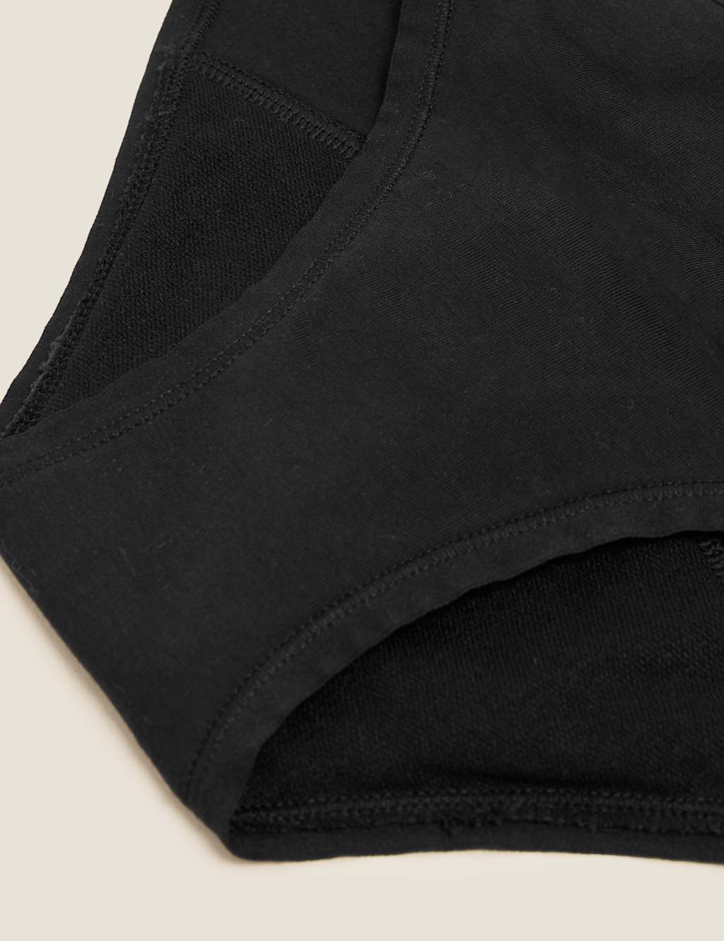 Heavy Absorbency Period Bikini Knickers 6 of 7