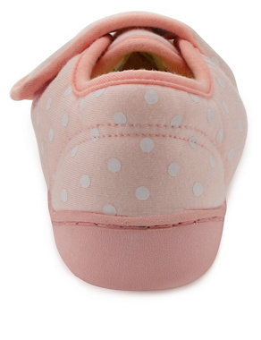 Hello Kitty Spotted Slippers (Younger Girls) Image 2 of 4