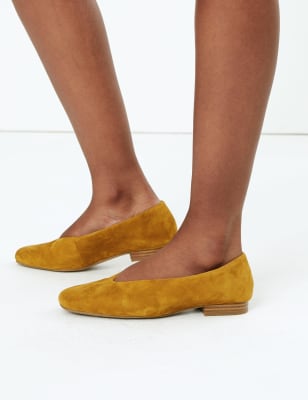 M&S Ladies Yellow Suede with Gold Tip Ballet Pumps, Women's