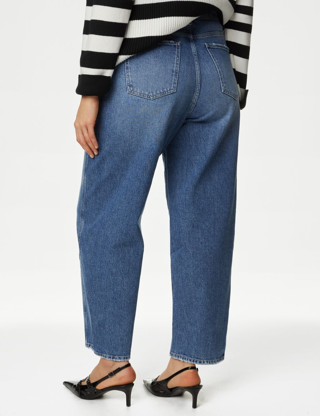 Carrot-Leg Jeans Are the Latest Denim Trend to Add Your Closet - ASADA Group