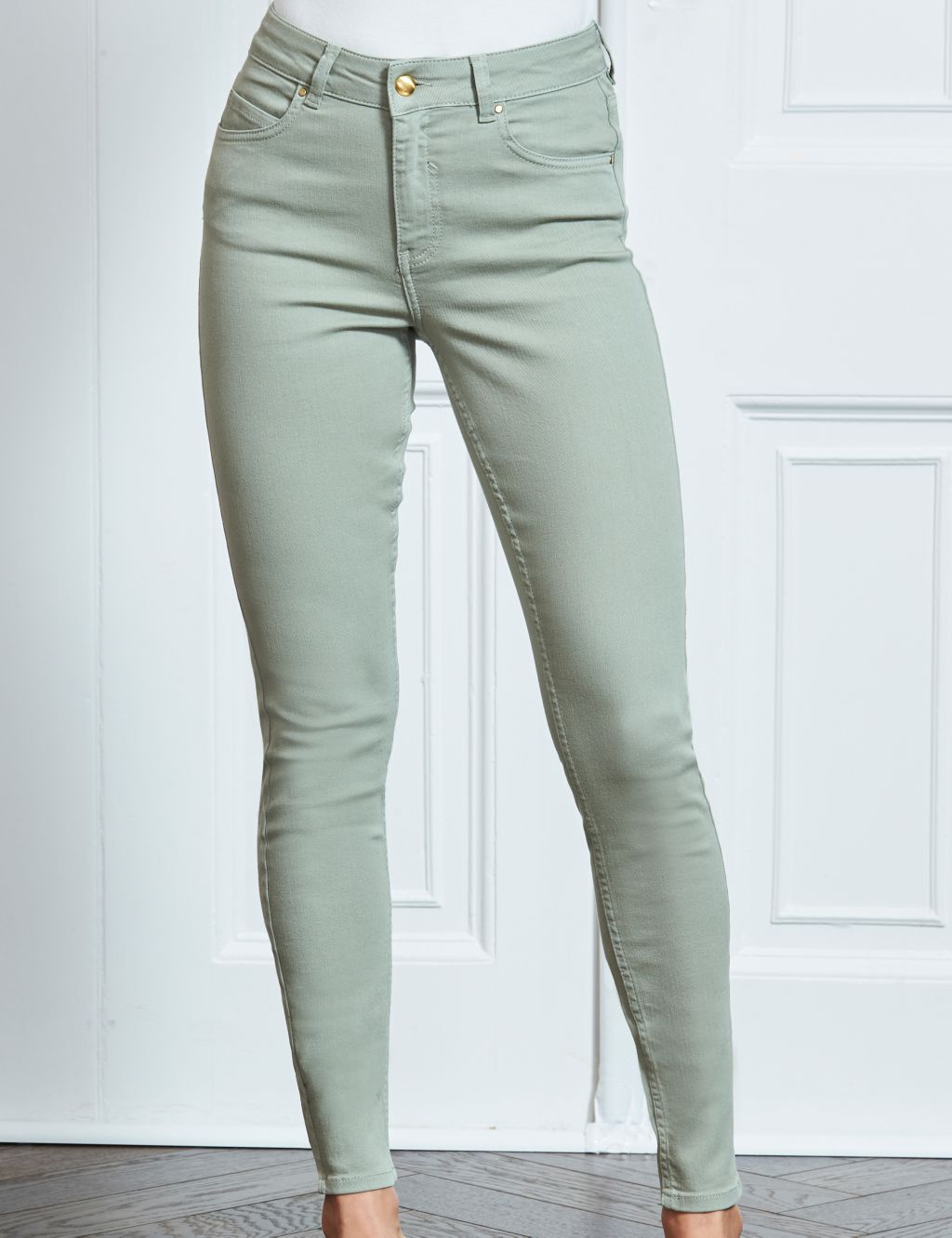 High Waisted Skinny Jeans 1 of 5