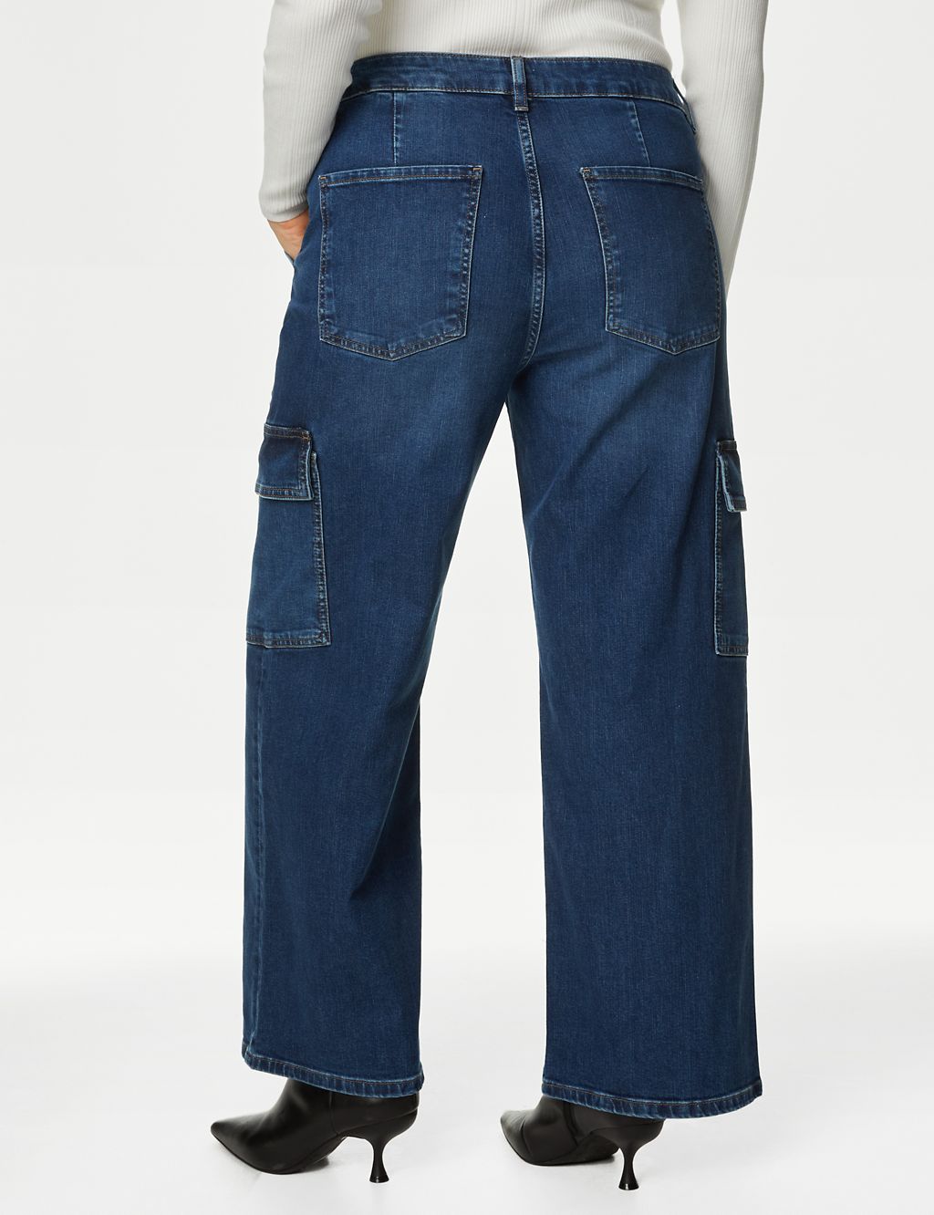 High Waisted Wide Leg Cargo Jeans 4 of 7