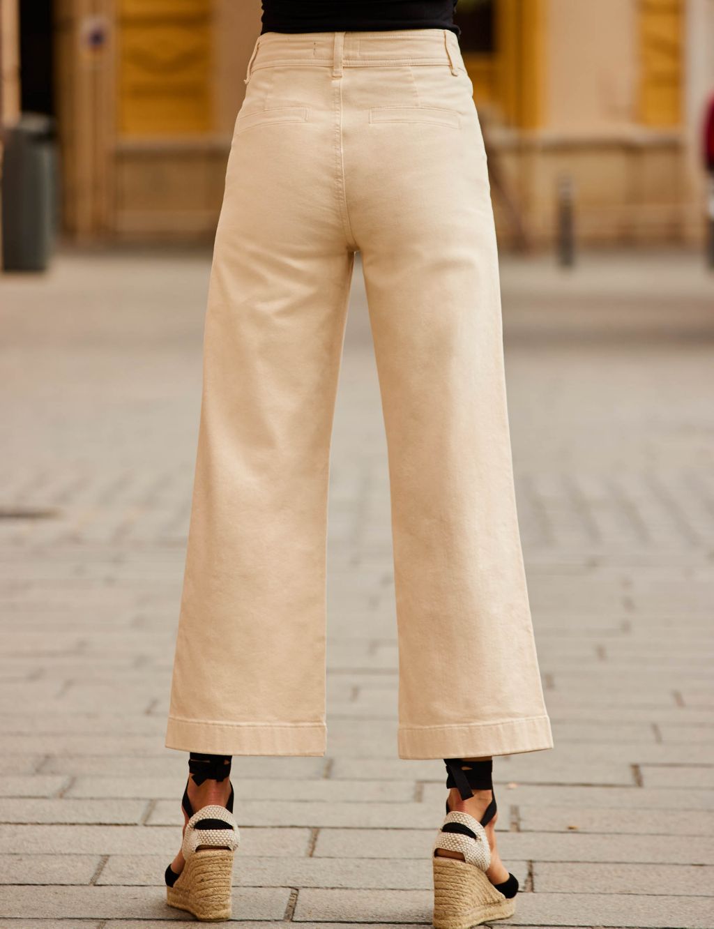 High WaistedWide Leg Cropped Jeans 4 of 5