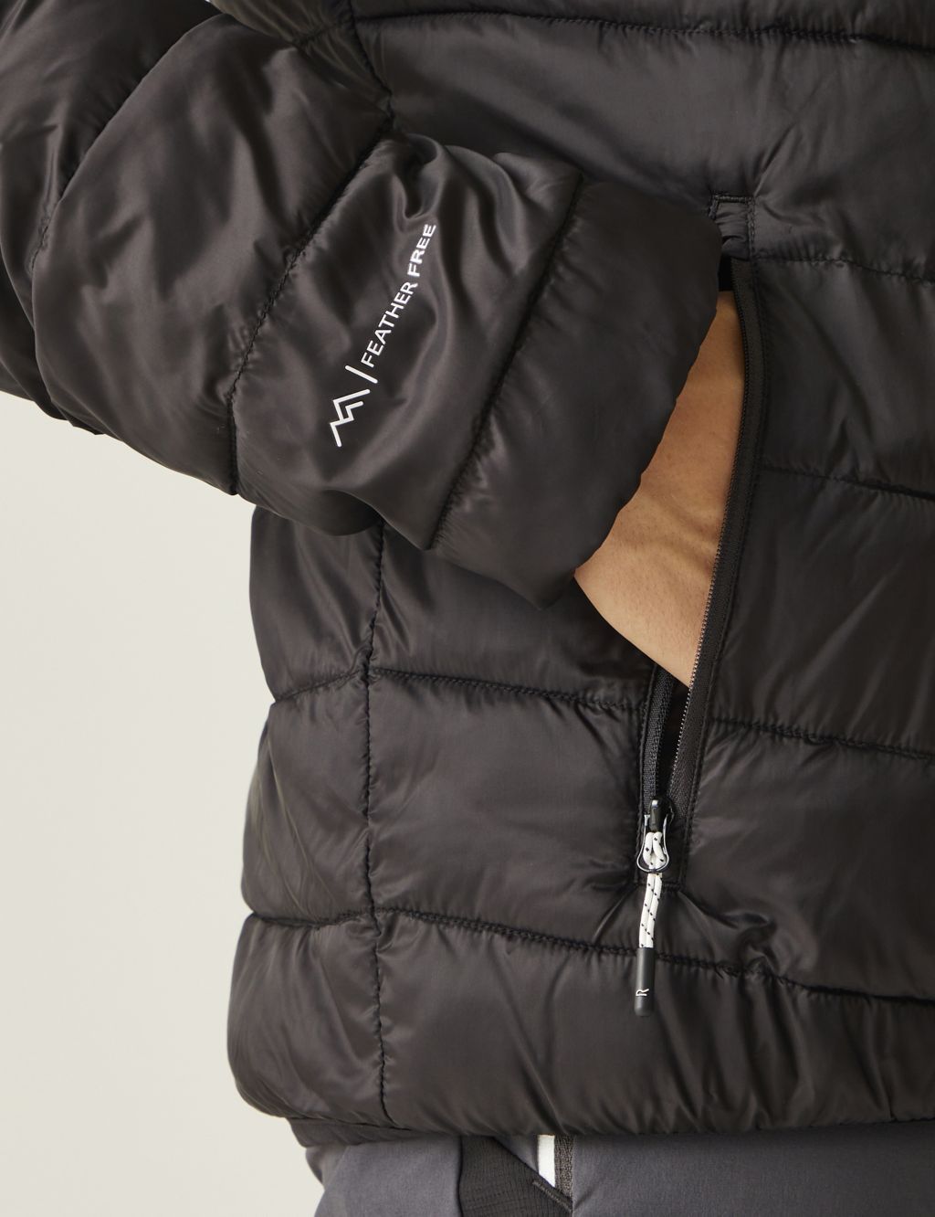 Hillpack Water-Repellent Puffer Jacket 7 of 7