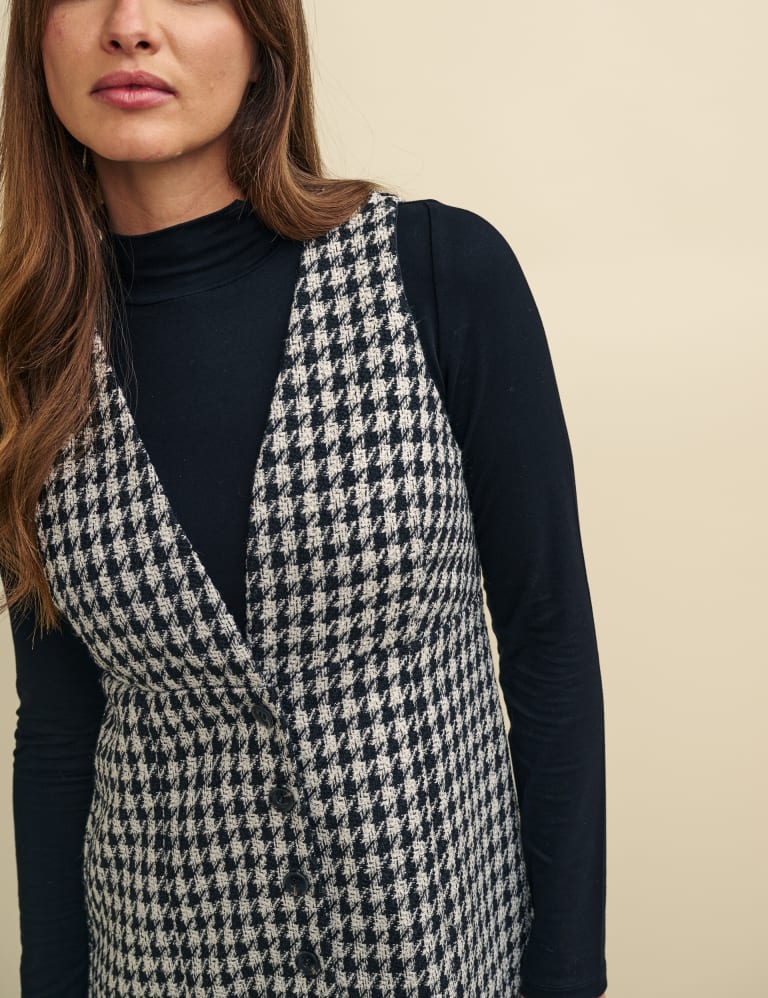 Baby trend houndstooth sales