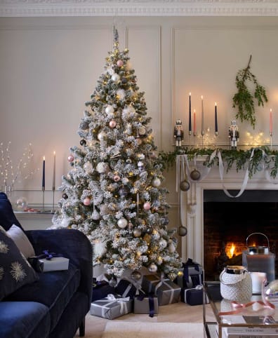 How to Decorate your Home for Christmas 2022 | M&S AU