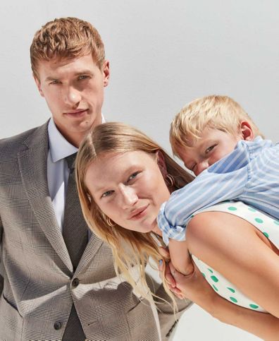 Best Occasion Outfits for The Whole Family