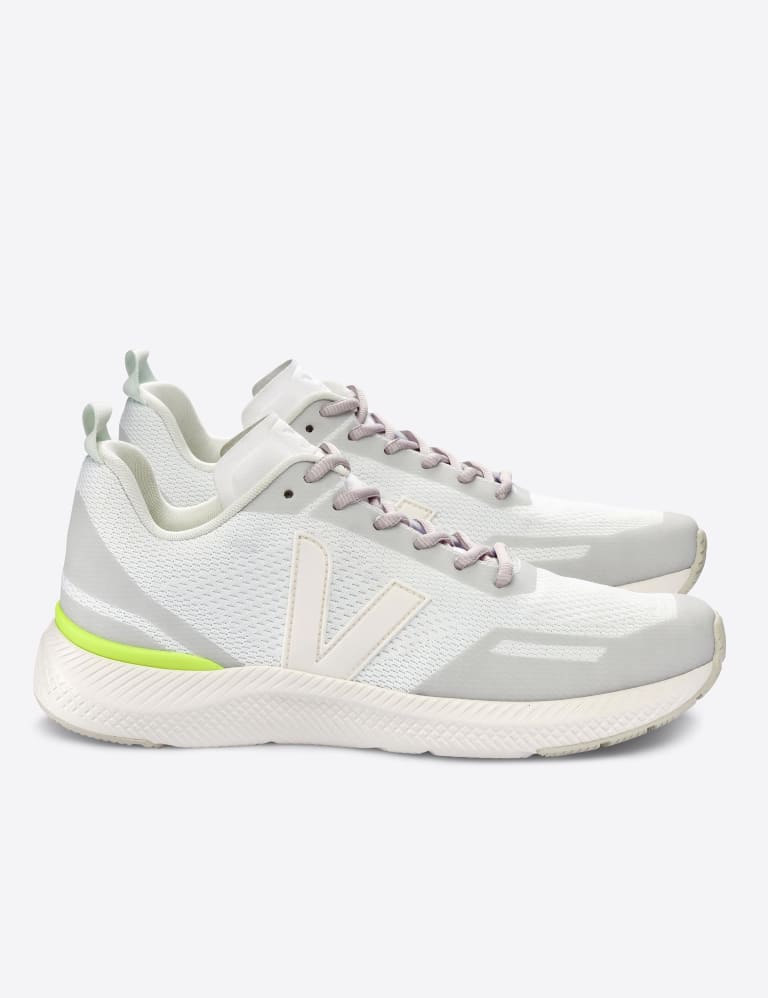 Veja holiday trainers hotsell