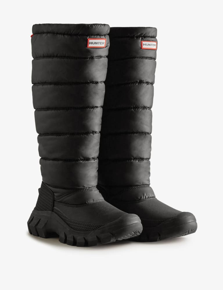 Hobb's snowboots store