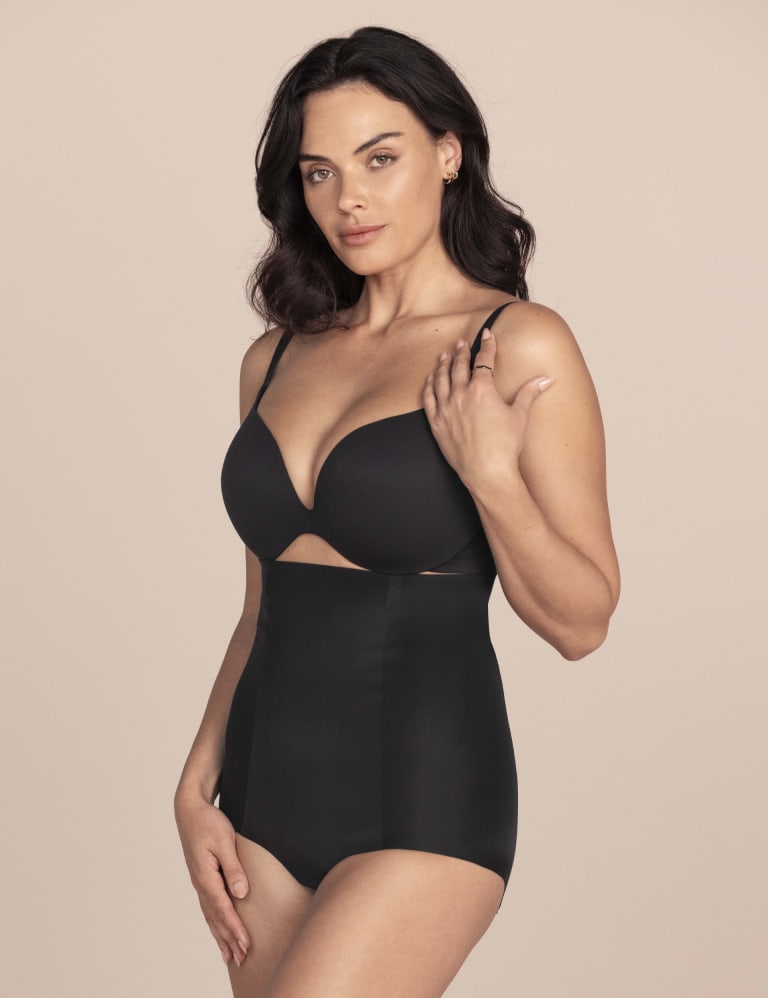In s Secret Wired Push Up Bra
