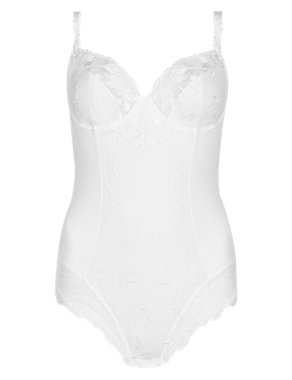 Iris Embroidered Non Padded Body B-D with Cool Comfort™ Technology Image 2 of 3
