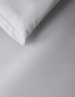 Iris Pure Cotton Spotty Dobby Bedding Set Image 2 of 5